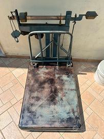 Bascula vintage anni 50/60 - bilancia con pesi