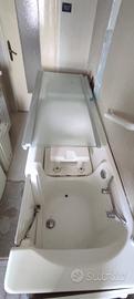 Vasca da bagno per disabili