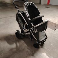 Passeggino fratellare da sistemare
