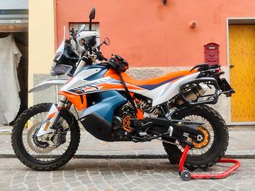 KTM 890 Adventure R Rally serie numerata