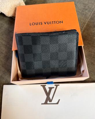 Louis vuitton multiple wallet