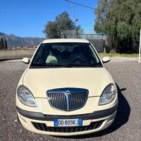 Lancia Ypsilon 1.2 Oro Giallo