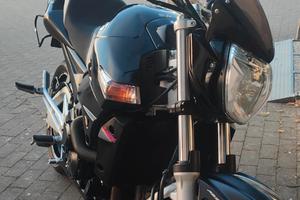 Suzuki GSR 600cc