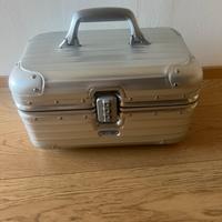 Rimowa beautycase da viaggio