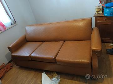 Divano letto matrimoniale
