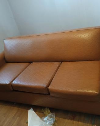Divano letto matrimoniale