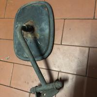 Specchio retrovisore militare a 5 euro