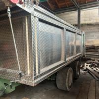 Rimorchio trasporto uva