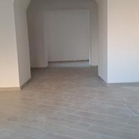 Sant'Elia Centro: Locale 90mq con 3 Vetrine