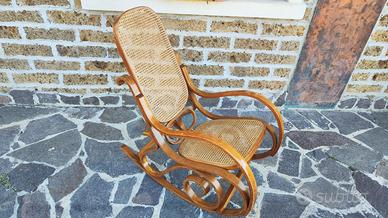 Sedia Dondolo Vintage Design paglia di vienna