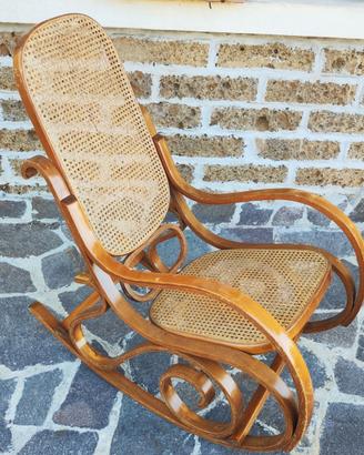 Sedia Dondolo Vintage Design paglia di vienna