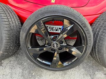 AUDI A3 CERCHI E GOMME 225/40/18