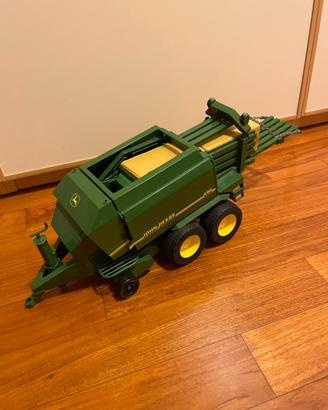 Gioco Bruder rimorchio pressabale John Deere 02017