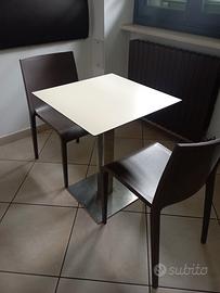 tavoli e sedie bar