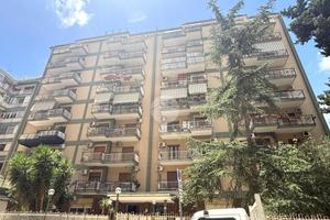 4 LOCALI A PALERMO