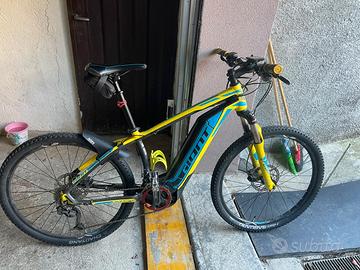 Giant modello Dirt da 27,5