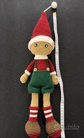 Elfo natalizio amigurumi