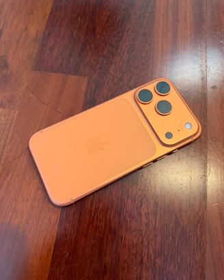 Apple Iphone 17 Pro IOS Orange 256 GB Battery 98%