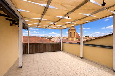 4 LOCALI A PONTEDERA