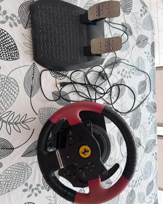 Volante e pedaliera Thrustmaster T150 Ferrari Edi