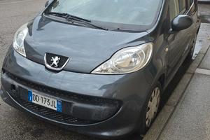 Peugeot 107 - 2006