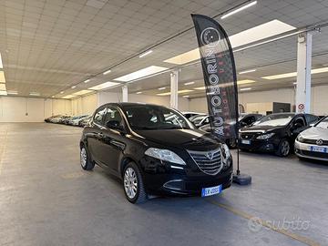 Lancia Ypsilon 1.2 69 CV 5 porte Silver