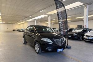 Lancia Ypsilon 1.2 69 CV 5 porte Silver