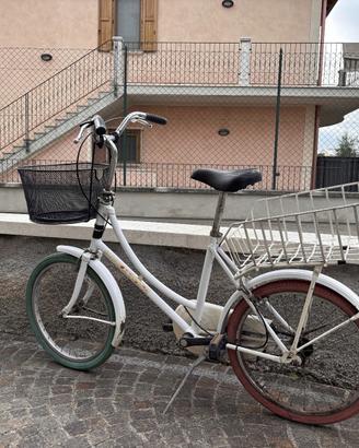 Bicicletta tipo "Graziella"