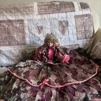 Bambola di porcellana