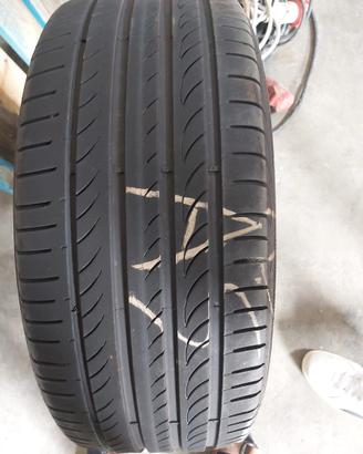 Gomme Pirelli 245/45 R19