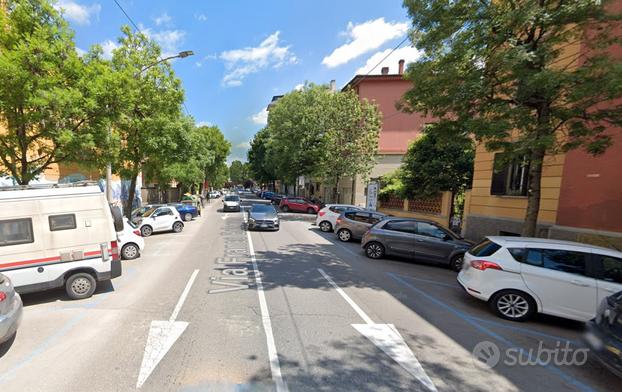 Singola a 10 minuti dal Centro - 400 EURO