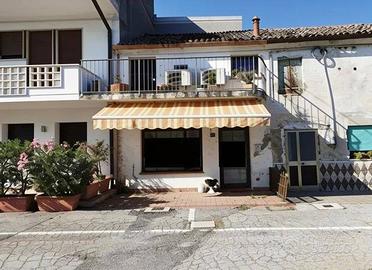 Immobile in asta di 56 m² con 2 locali a Frassinel