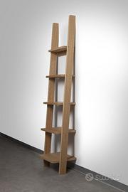 Libreria Ladder in Rovere Impiallacciato Stock