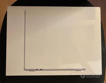 MacBook Air 13.6-inch