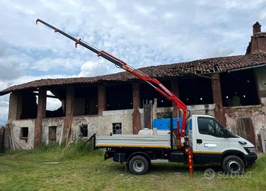 Iveco Daily 60 con gru e ribaltabile