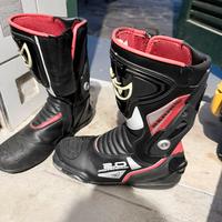 Tuta 2 pezzi e stivali berik