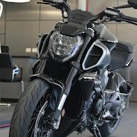 Ducati Diavel V4