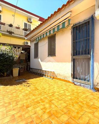 3 LOCALI A MONTE DI PROCIDA