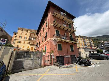 MONOLOCALE A BOGLIASCO