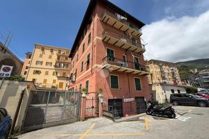 MONOLOCALE A BOGLIASCO