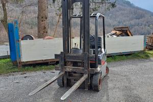 Sollevatore OM 15 quintali a batteria