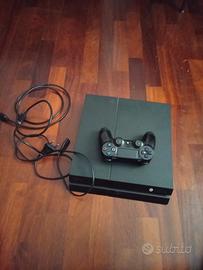 PS4  completa con pad e caricatore