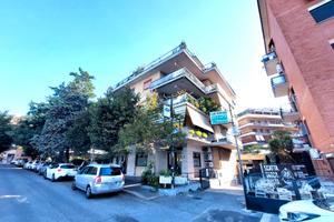 Colli portuensi - locale commerciali