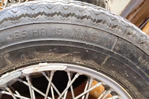 ruote a raggi per auto d'epoca 