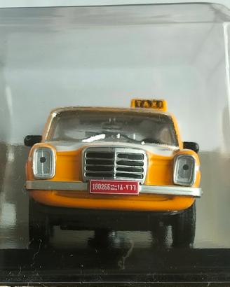 Mercedes 240D - Taxi Beirut - 1970 (C6-60)