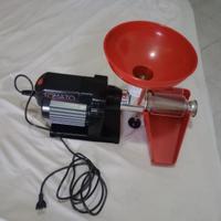 Tritacarne e passapomodoro