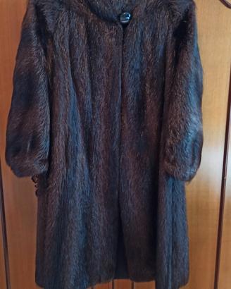 Pelliccia con cappello in castoro