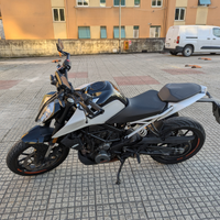 Duke 390 2021