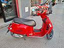 piaggio-vespa-300-gts-scooter