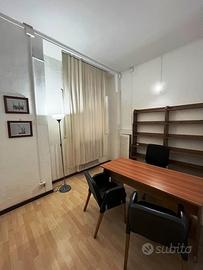 Stanza in studio legale in zona Prati